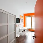 Colorblind Хостел