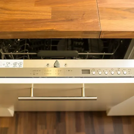 Colorblind אכסניה *