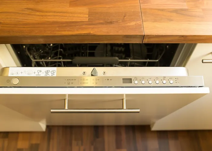 Colorblind Ostello *